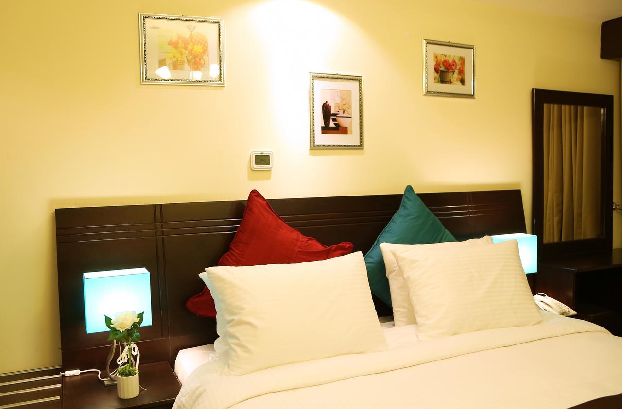 Travellers Hotel Apartment Dubai Eksteriør bilde