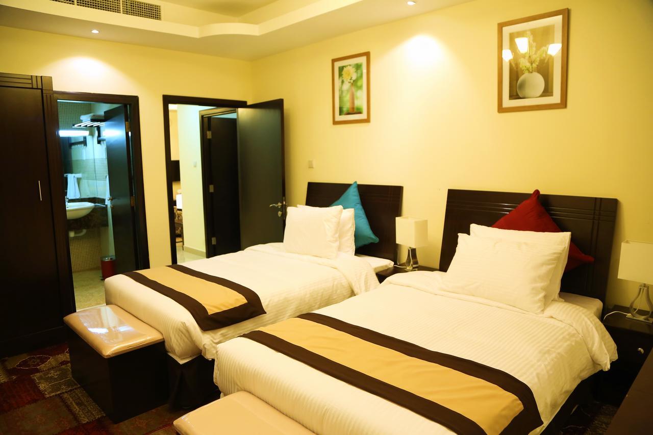 Travellers Hotel Apartment Dubai Eksteriør bilde