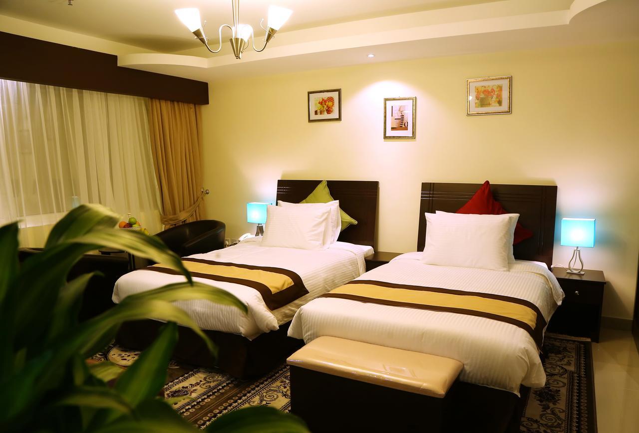 Travellers Hotel Apartment Dubai Eksteriør bilde